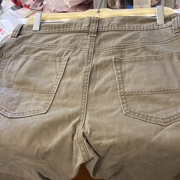 Kirkland mens khakis size 30-32 - Picture 4 of 4